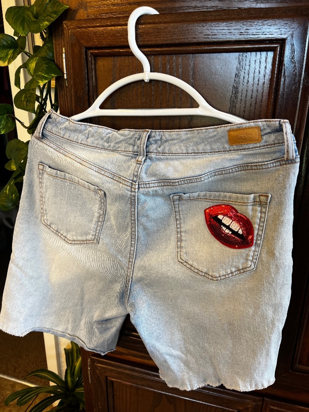 Denim cut off with lips patch. Perfect for Sturgis/Mororcycle rallies.